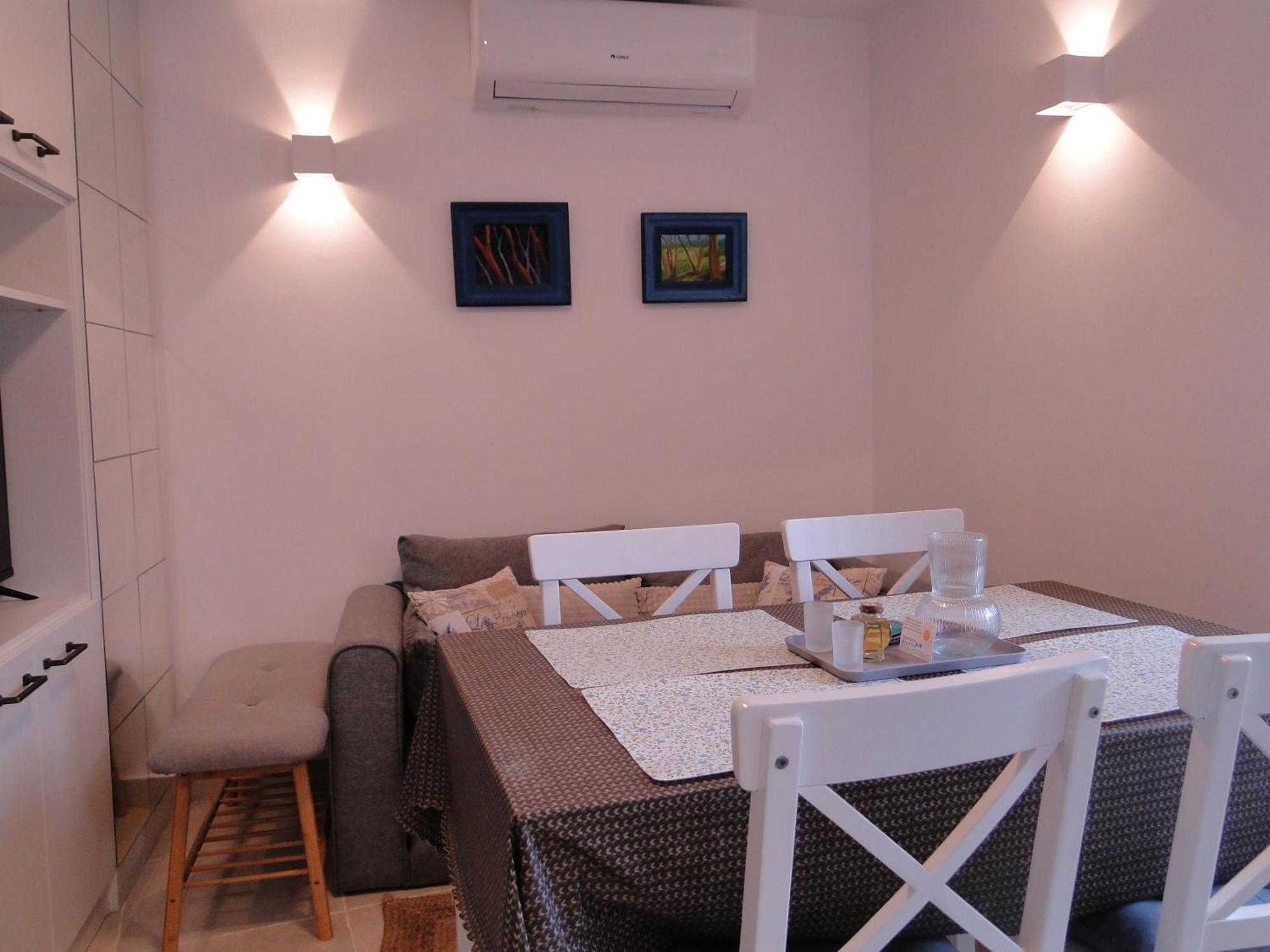 Heritage Apartments Kyra & Fox In Pitve, Hvar Extérieur photo